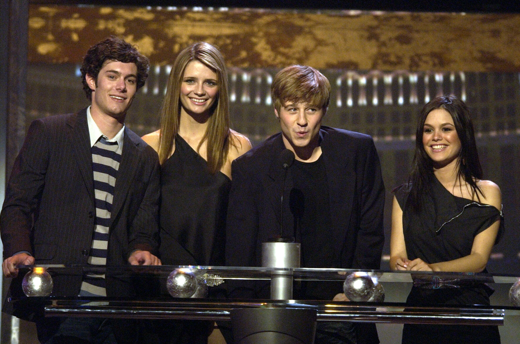 Adam Brody, Mischa Barton, Benjamin McKenzie, Rachel Bilson